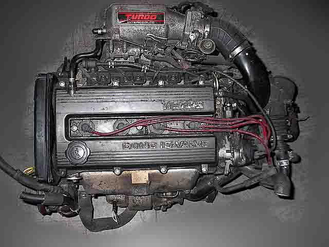 История двигателя DOHC