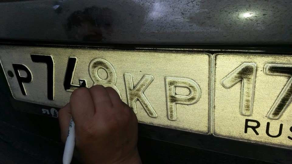 Допустимо ли самостоятельное подкрашивание автомобильных